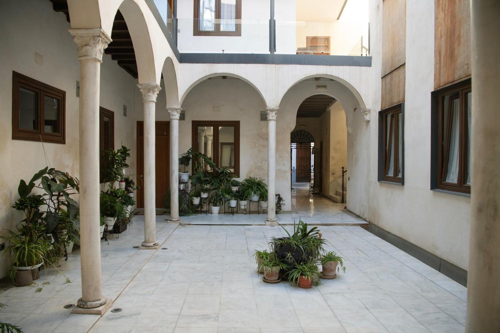 Casa Palacio Bustos Tavera 塞维利亚 外观 照片